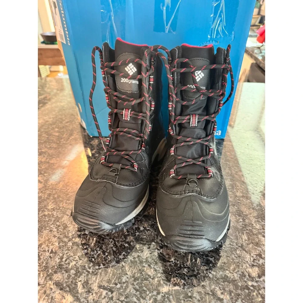 Columbia Bugaboot III Mens 9 Black Waterproof 200g Insulated Boots snow shoes
